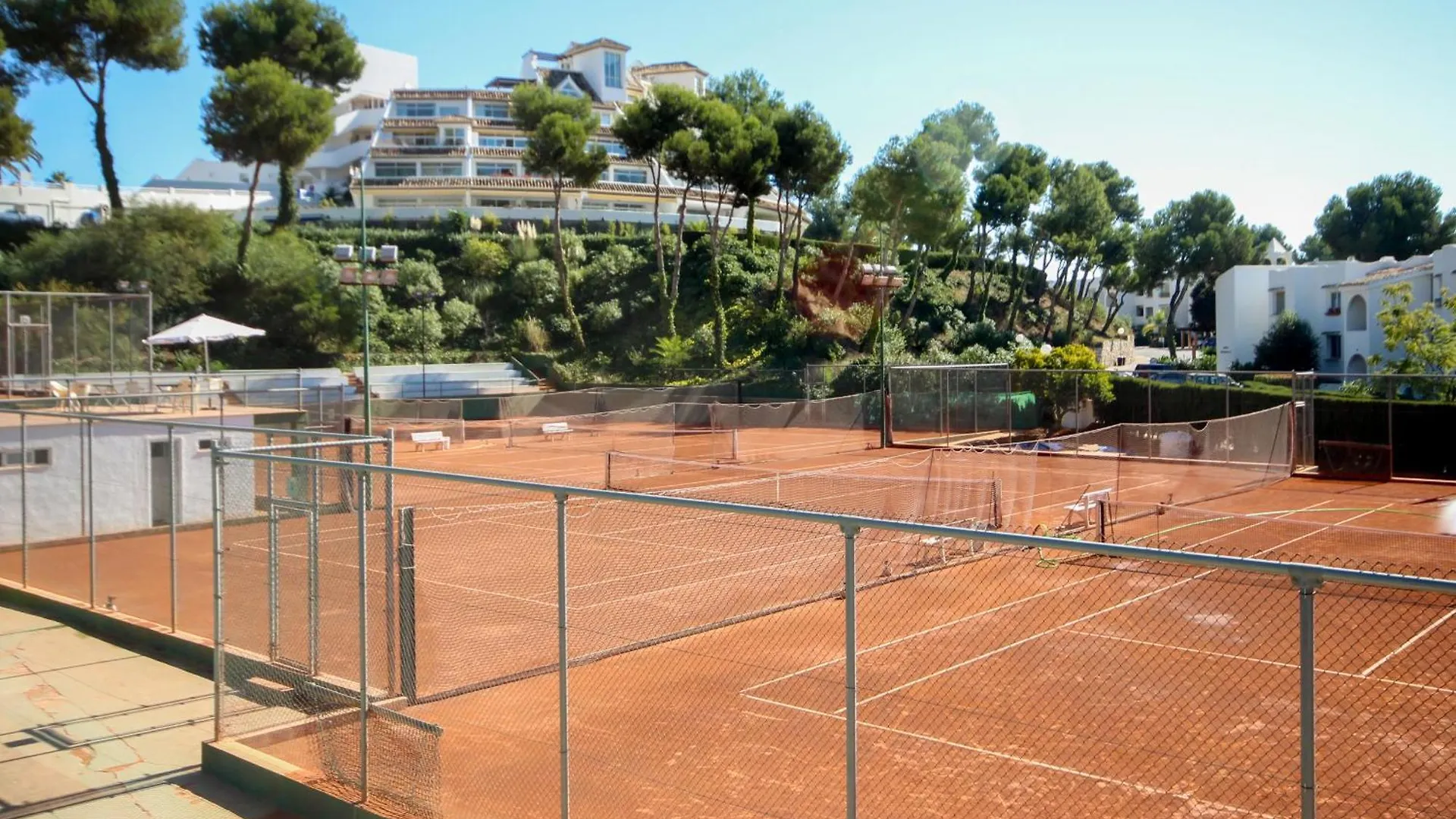 Spacious Studio Apartment In Miraflores MIJAS COSTA